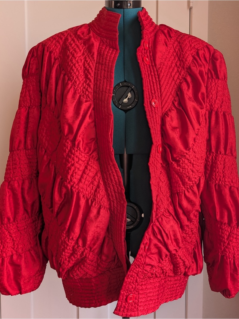 Vintage Marguerite Rubel San Francisco Red Quilted Chevron Jacket - Size Large